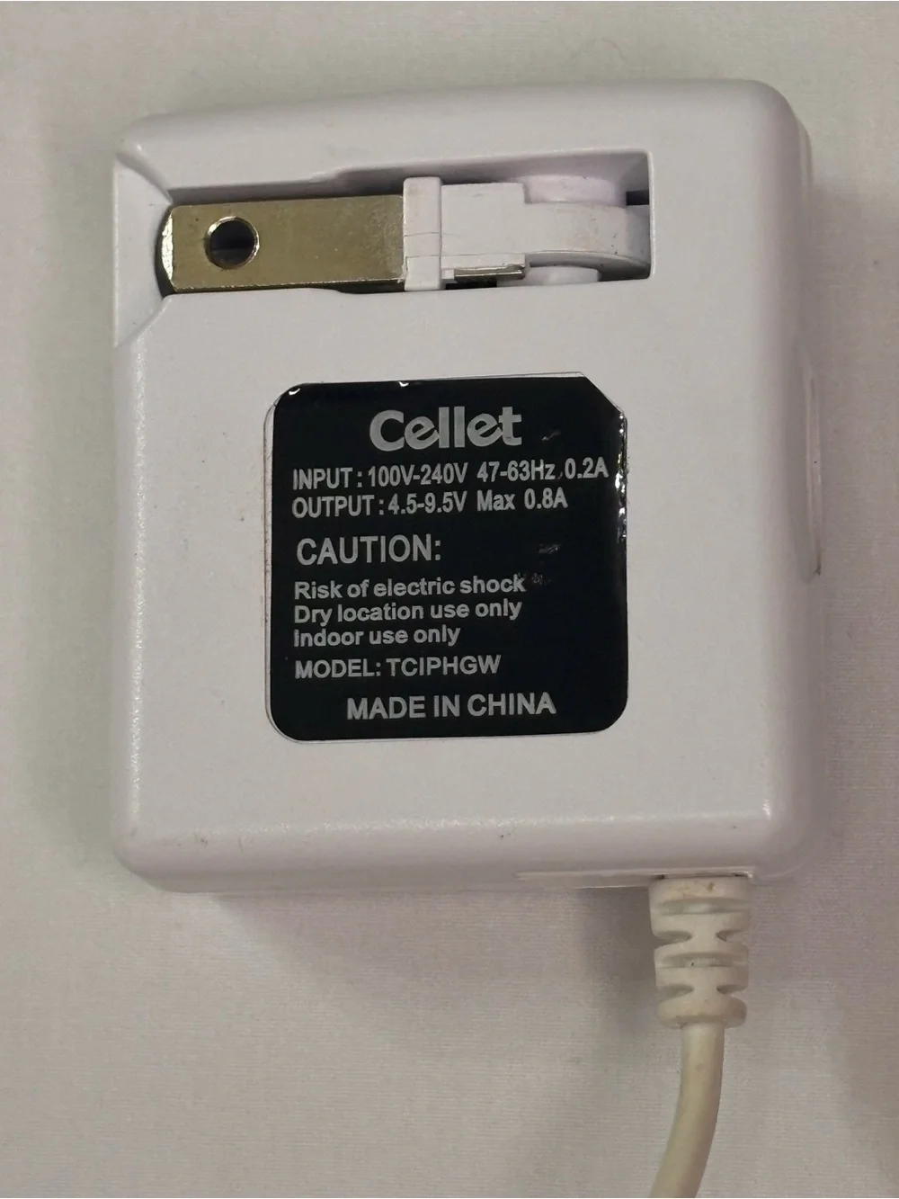 Cellet Cream 30-pin Tablet Charger with Integrated Cable